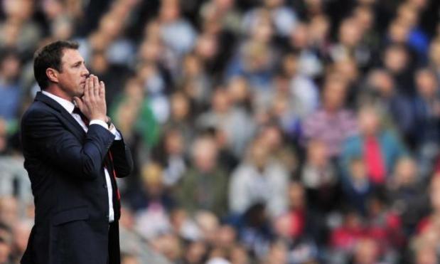 Cardiff City owner Vincent Tan has given Malky Mackay his full backing after confirming head of recruitment Iain Moody will be leaving the club