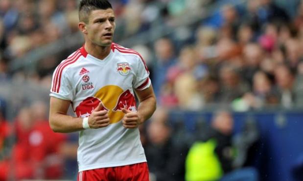 Liverpool in talks over deal for Salzburg defender