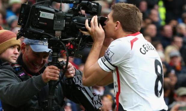 Steven Gerrard scored two but missed out on a hat-trick as Liverpool humbled Manchester United