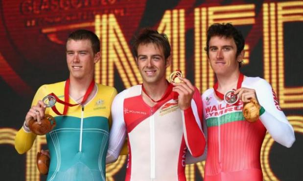 Dowsett's late show steals time trial gold medal