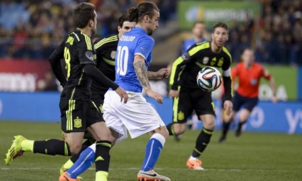 Queens Park Rangers boss Harry Redknapp has ruled out signing Dani Osvaldo and Yann M'Vila