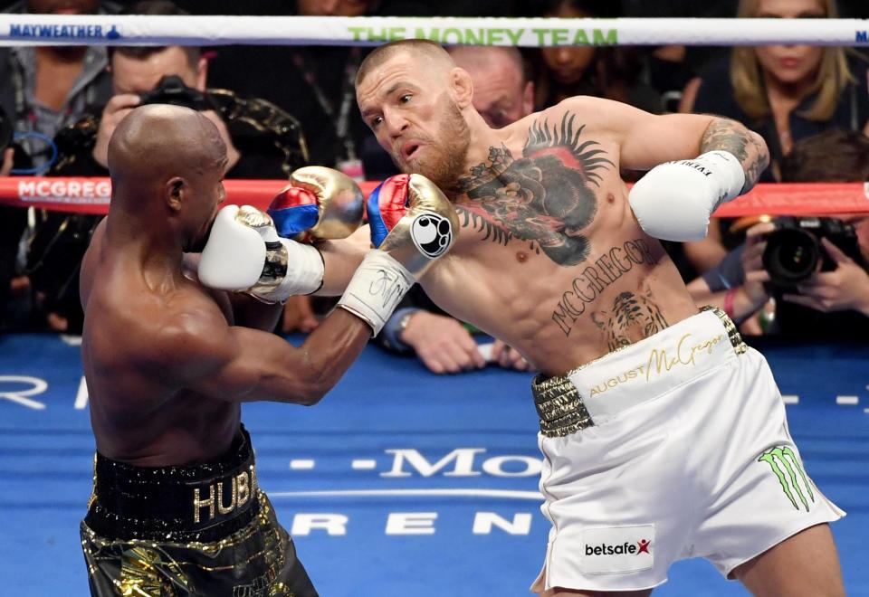  Mayweather turned up the tempo after three rounds and eventually won by stoppage