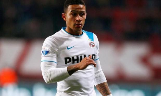 Forget about Manchester United! PSV star Memphis Depay urged to stay in Holland