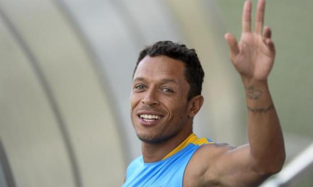 Roma have emerged as favourites to sign Liverpool-linked Brazilian Adriano.