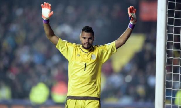 Man United sign Sergio Romero