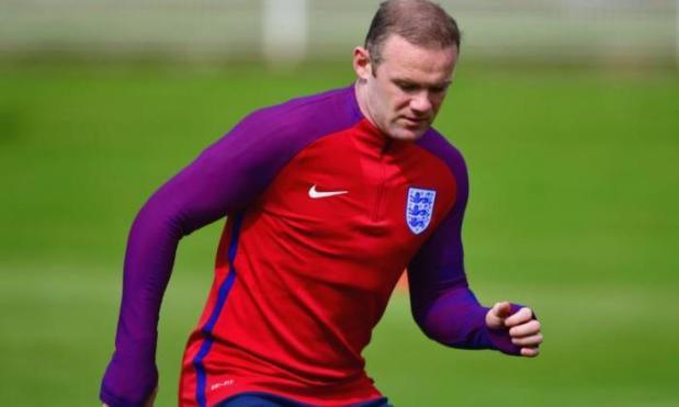 Euro 2016: England captain Wayne Rooney defends himself following criticisms of his quality