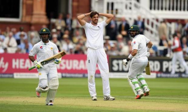 Alastair Cook confirms Steven Finn and Jake Ball won't feature for England in second Test against Pakistan