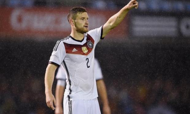 Insider Trading: Arsenal still working on Mustafi deal, Fonte to swap Southampton for Manchester United?