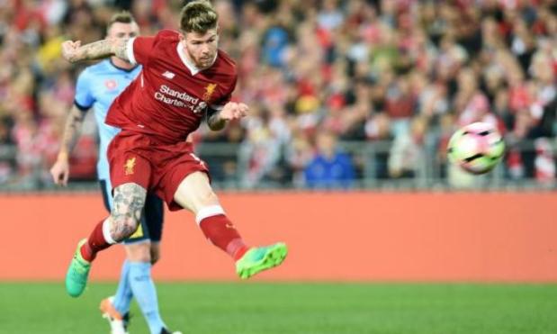 Liverpool transfer report: Roma to give up Alberto Moreno chase?
