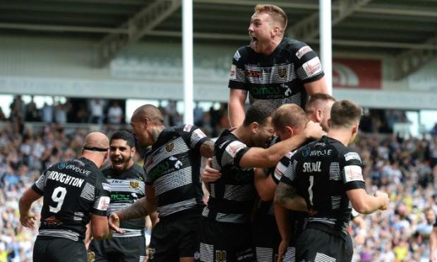 Challenge Cup: Hull FC 43-24 Leeds: Holders thrash Rhinos to seal Wembley return