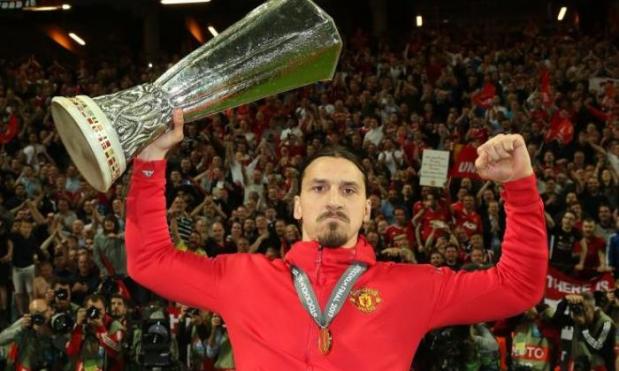 Zlatan Ibrahimovic latest: Swedish star to sign short-term Manchester United deal after rapid recovery from injury