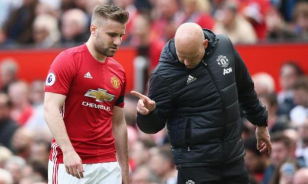 Manchester United are set to extend Luke Shaw's contract