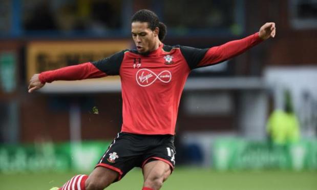 Southampton's Virgil van Dijk hands in transfer request and says he feels 'insulted' amid interest from Liverpool, Chelsea and Manchester City