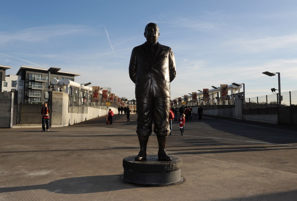  Herbert Chapman is considered to be one of the most important figures in Arsenal history