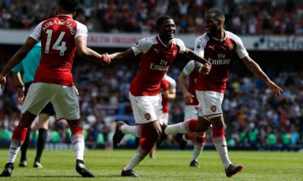 Arsene Wenger's successor has his work cut out with Arsenal defence