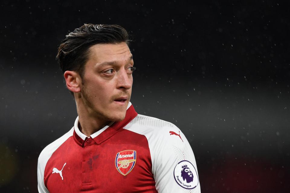 Mesut Ozil wants to improve his brand by wearing Arsenal's No.10 shirt