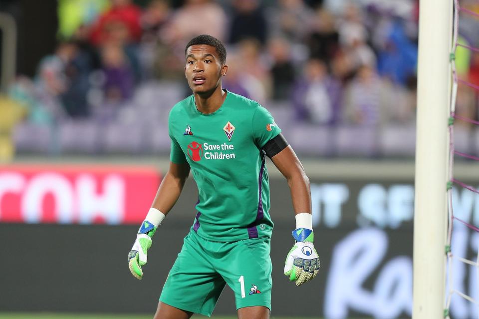  Lafont was wanted by Arsenal at one point.