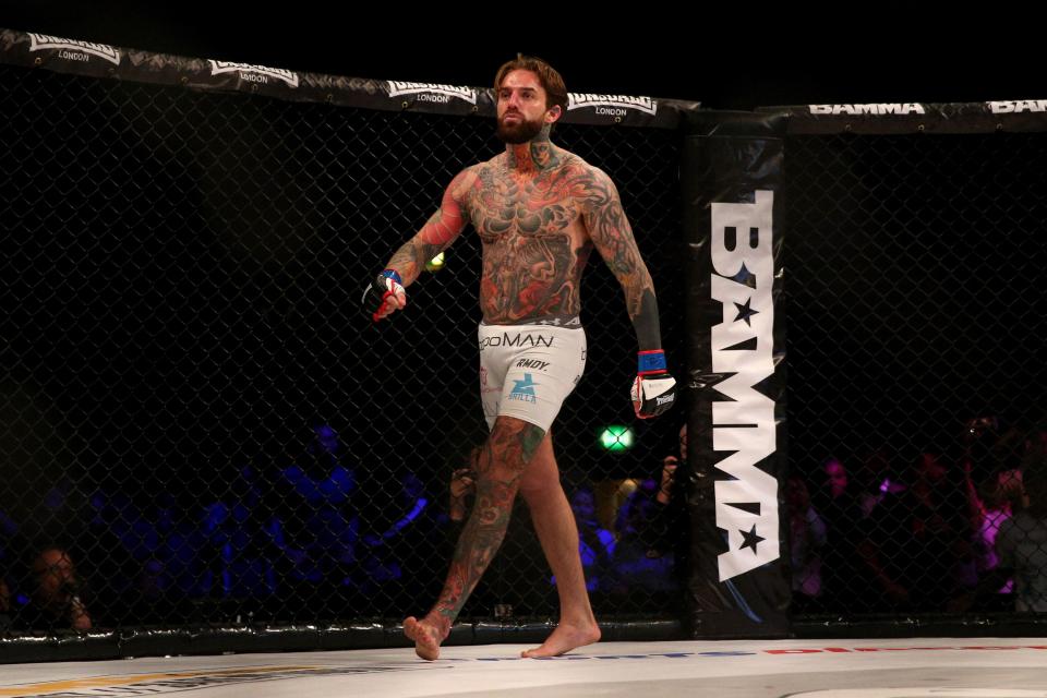 Chalmers enjoyed a successful MMA career before crossing over to boxing