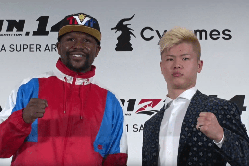  Floyd Mayweather and Tenshin Nasukawa faced off at a press conference