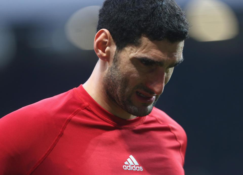  Marouane Fellaini ended his five-and-a-half year affiliation with Manchester United on Friday