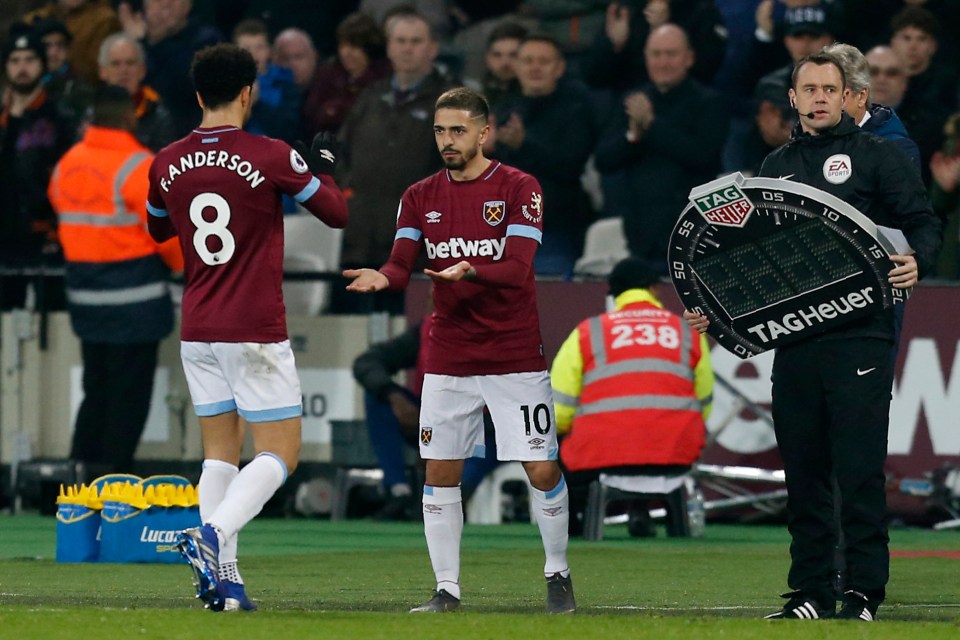  Manuel Lanzini was a 76th-minute substitution