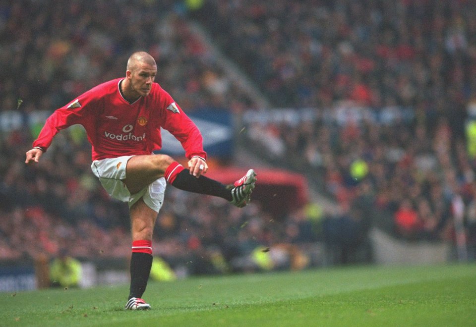  David Beckham wore the No.7 shirt with distinction