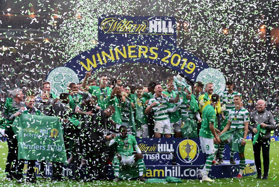  Scott Brown hoisted the trophy aloft