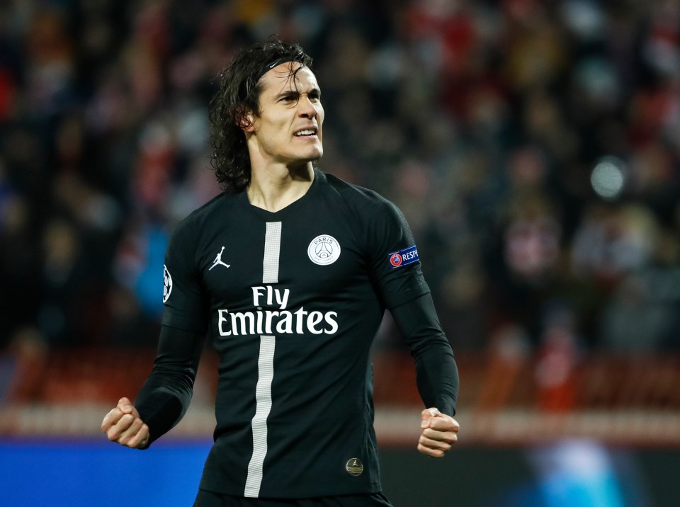 Edinson Cavani is being targeted by Atletico Madrid