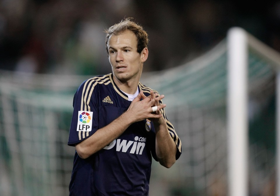  Arjen Robben was sold to Bayern Munich after two seasons in Madrid