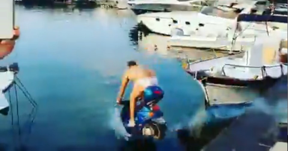  The bar owner drove into the sea after a €2,000 bet with Balotelli