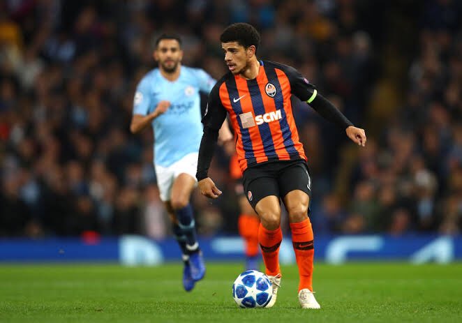  Shakhtar Donetsk's Taison is extremely quick