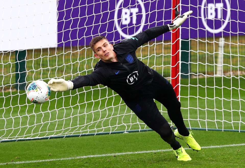  Can Pope work miracles for Spurs and replace Lloris?