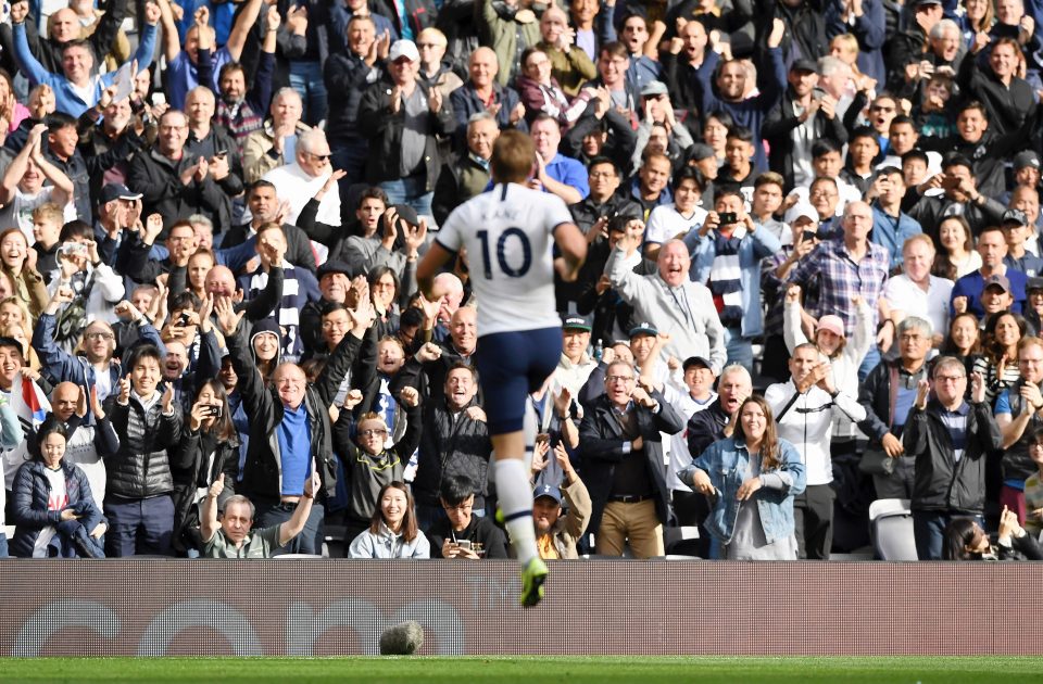  Harry Kane helped Tottenham beat Southampton
