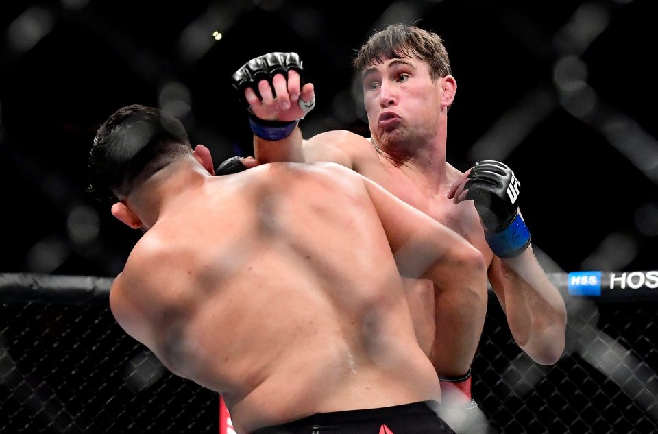  Till marked his debut at middleweight with a win against Kelvin Gastelum