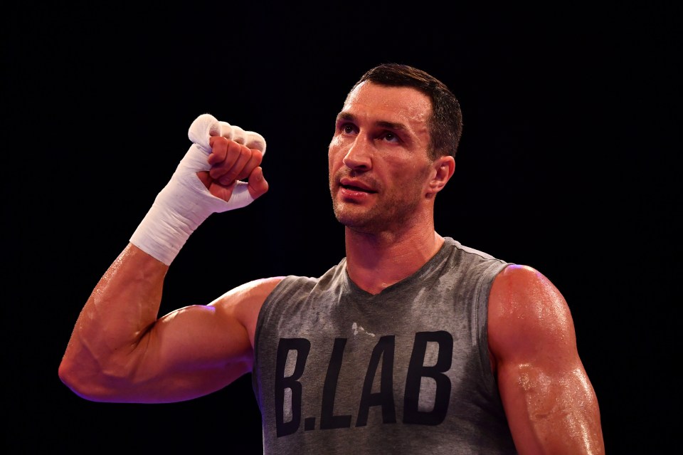  Wladimir Klitschko reportedly left Deontay Wilder 'twitching' after knocking him out