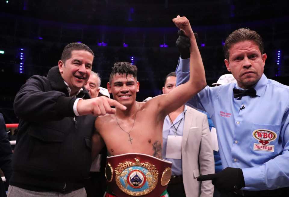 Emanuel Navarrete is the WBO super-bantamweight king
