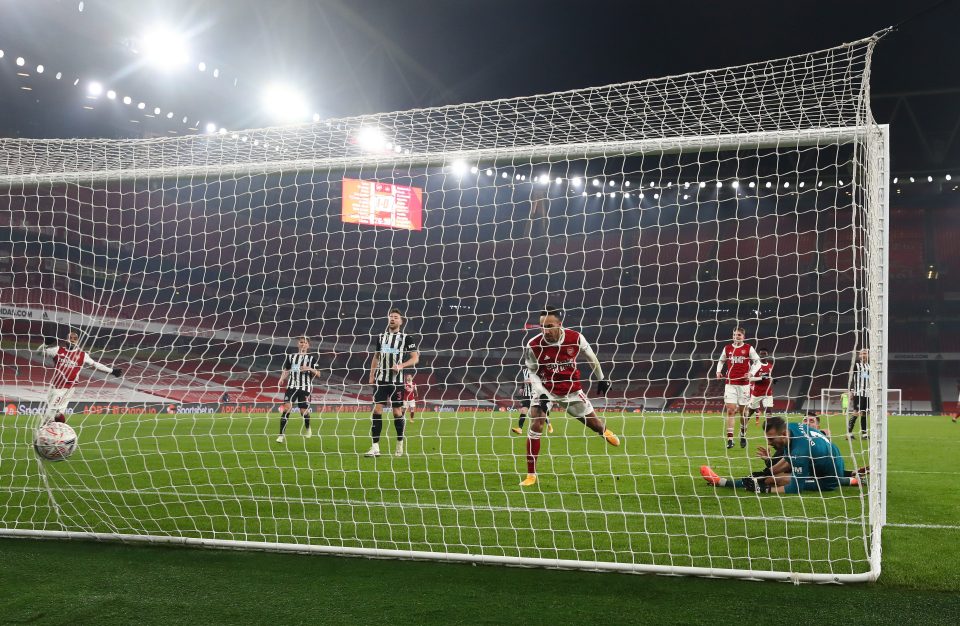  Aubameyang sealed the win three minutes before the end of extra-time