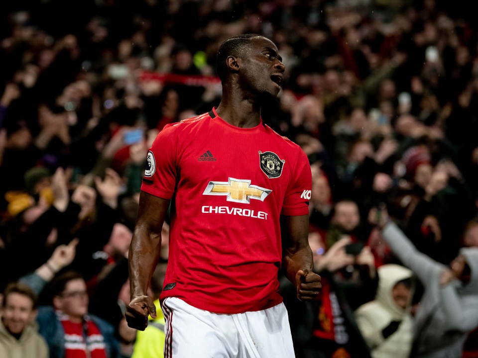  United will continue wearing this shirt when the Premier League resumes next month