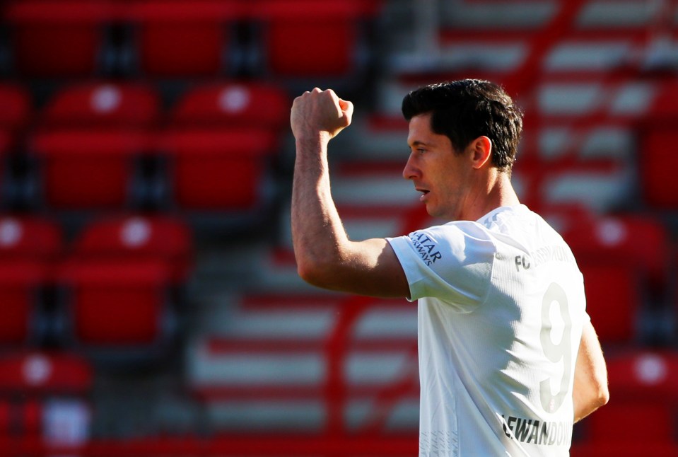  Robert Lewandowksi scored his 40th goal of the season against Union Berlin