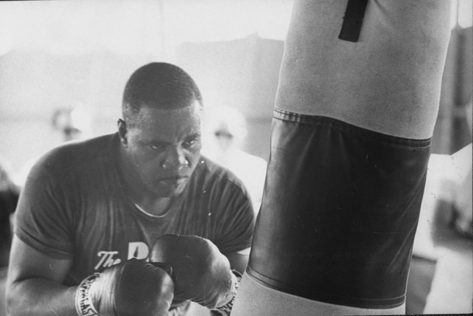  Liston had 22-oz custom-made Everlast gloves, though they barely saved his sparring partners from being knocked out daily