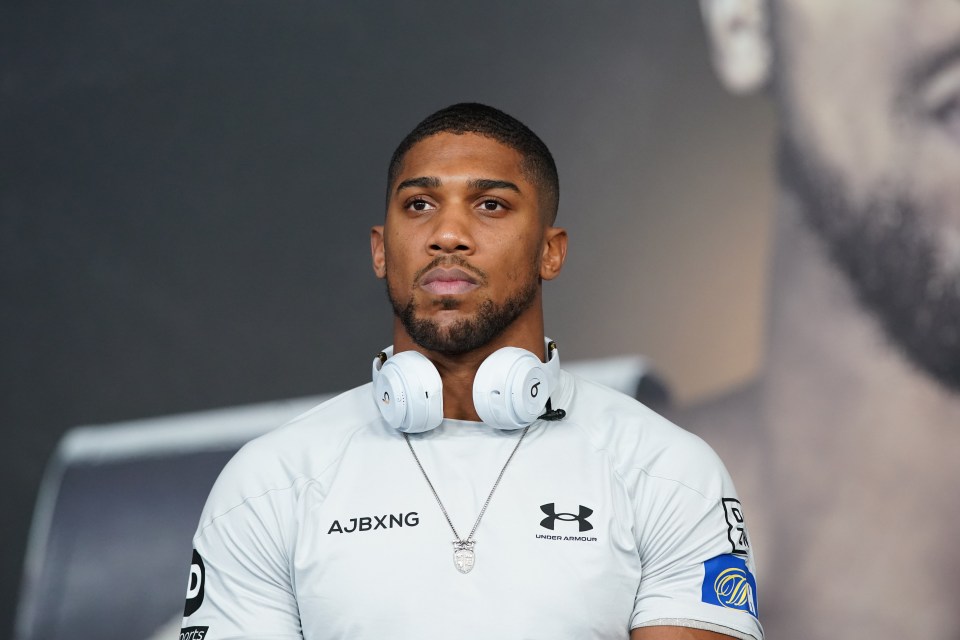 Anthony Joshua has delivered an ice-cold prediction for Kubrat Pulev