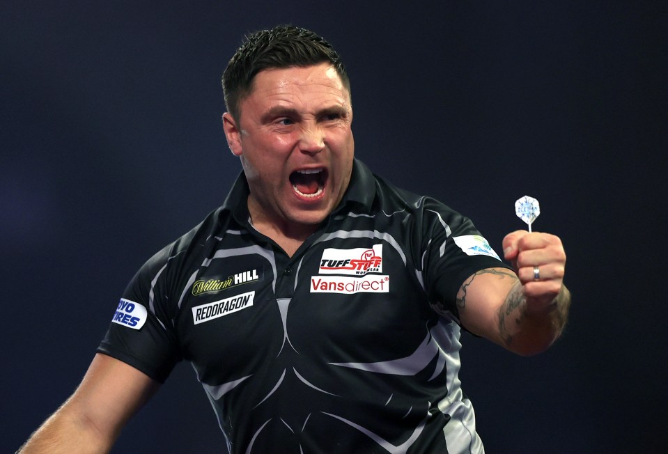  Price proved too strong for two-time champion Anderson to get his hands on the Sid Waddell Trophy