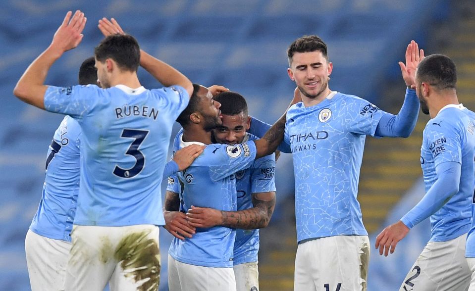  Manchester City romped to a 4-1 victory over Wolves to record their 21st straight victory in all competitions