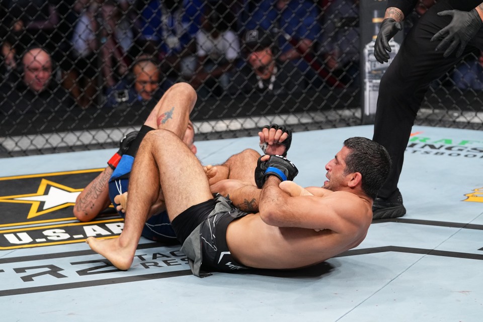 Ferguson showed amazing grit not to submit to a deep heel hook