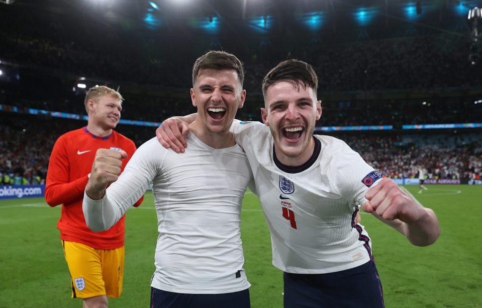 Mount and Rice and childhood best friends and could be reunited at Chelsea, should they make a bid