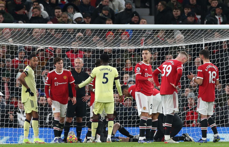 De Gea was in no position to save Smith Rowe's strike but there was no sporting reason to disallow the opening goal