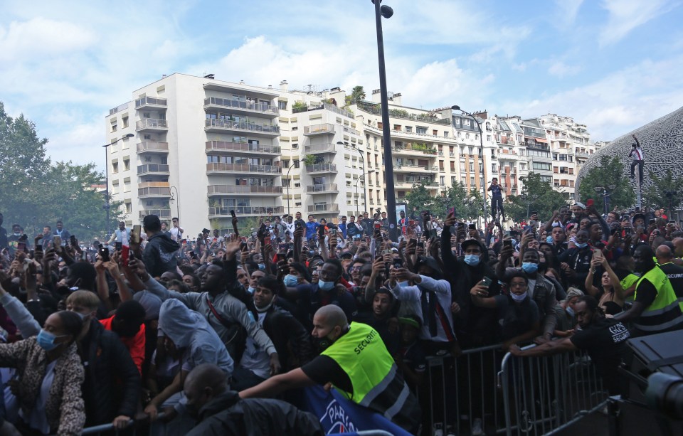 Thousands of supporters gathered outside the Parc des Princes to get a glimpse of the star