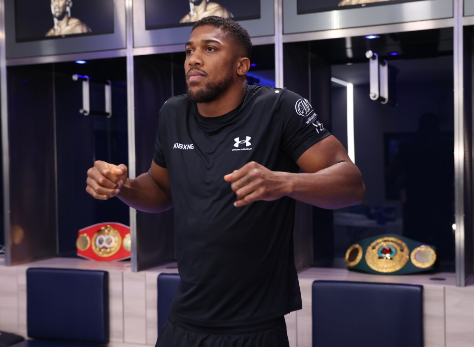The champion arrived to a cacophony of noise at the Tottenham Hotspur Stadium