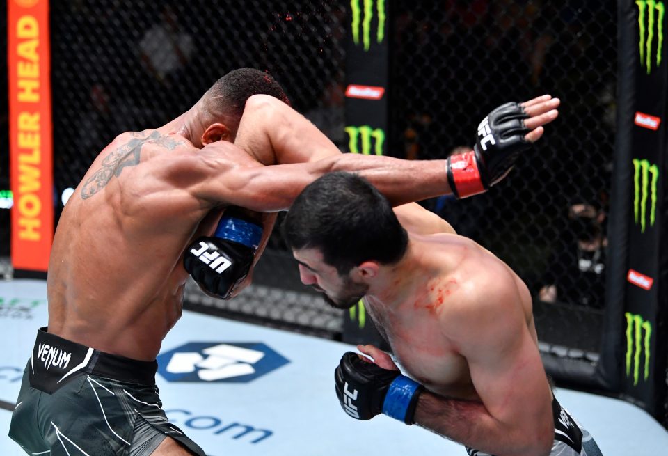 Roberts ate a nasty elbow early on in the fight at the UFC Apex