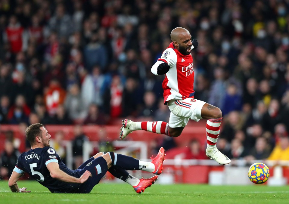 Coufal took Lacazette down, but the majority thought it was a great tackle